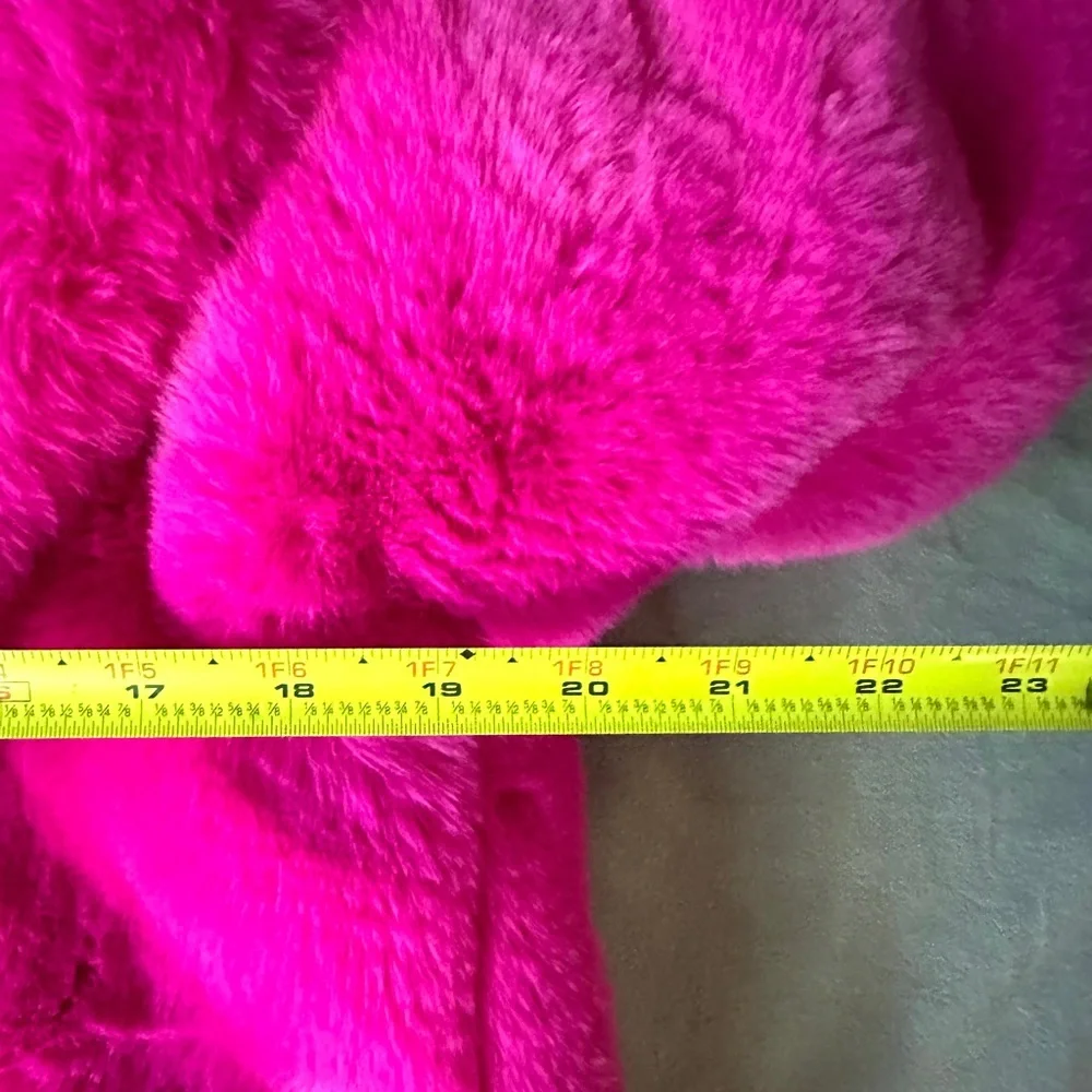Talie Faux Fur Coat Women’s Vibrant Magenta Sz Small Winter Jacket Pockets side - Picture 8 of 10